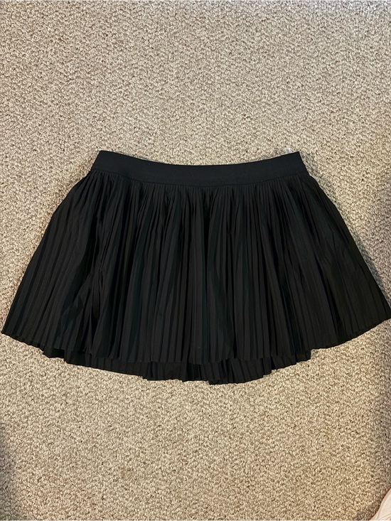 Old Navy Pants - Black Pleated Mini Skort